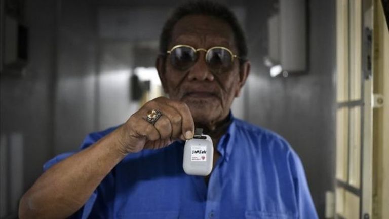 شوارع إسبانيا خالية إلا من الشرطة