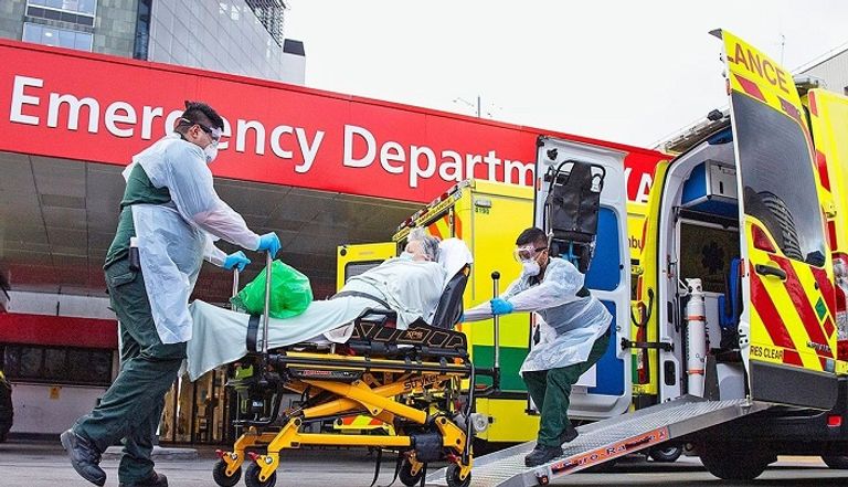 لافتة لمركز اختبار كورونا في بريطانيا- أرشيفية