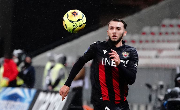 أمين غويري نجم نيس الفرنسي جمال بلماضي مدرب منتخب الجزائر