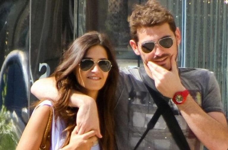 سارة كاربونيرو إيكر كاسياس وسارة كاربونيرو