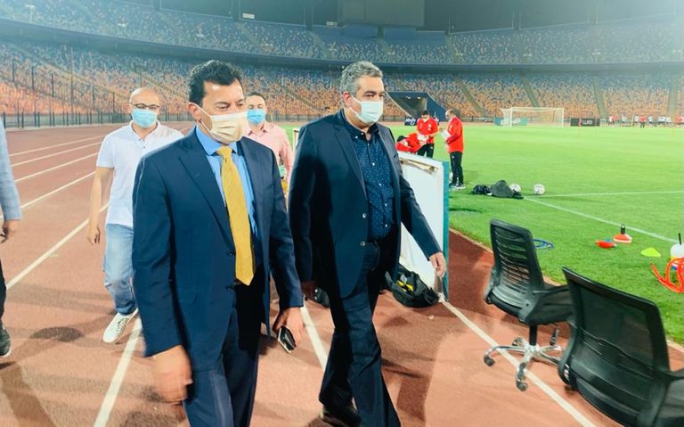 أحمد مجاهد وأشرف صبحي تدريبات منتخب مصر