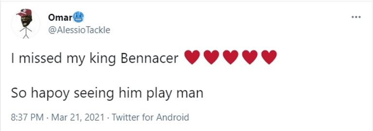 إسماعيل بن ناصر لاعب وسط ميلان