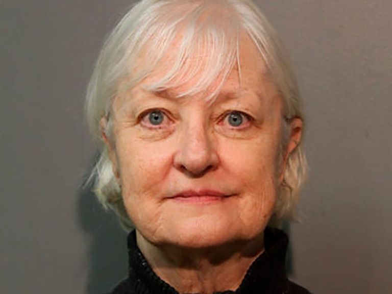 المسافرة المتسللة مارلين هارتمان