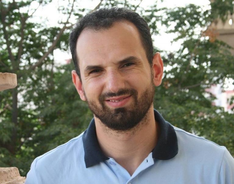 الروائي الجزائري عبد اللطيف ولد عبد الله - أرشيفية الروائي الجزائري عبد اللطيف ولد عبد الله