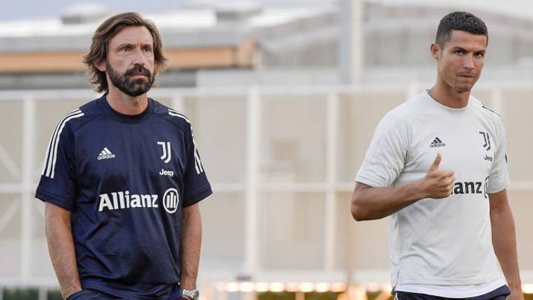 بيرلو مدرب يوفنتوس مع نجمه كريستيانو رونالدو هداف الدوري الإيطالي أندريا بيرلو مدرب يوفنتوس