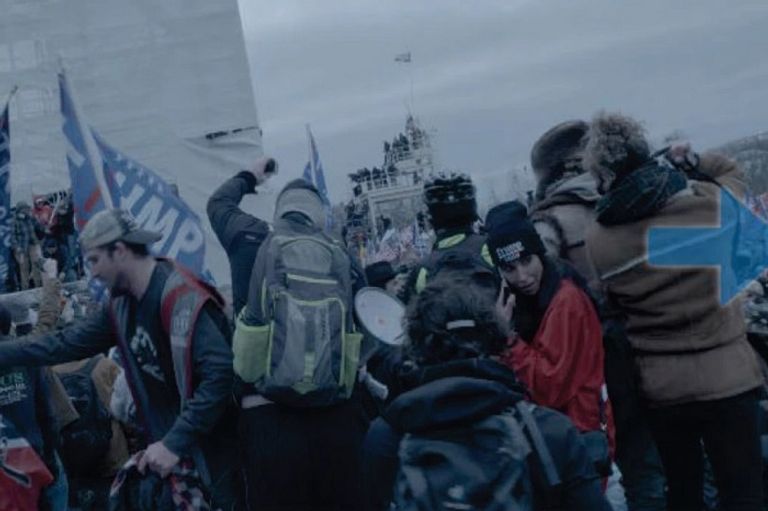 جينيفر هاينل مع كينيث جرايسون - نيويورك بوست