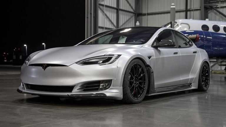 تسلا Tesla Model S Performance بوجاتي Bugatti Chiron