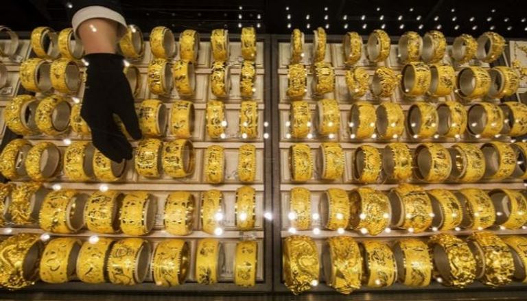 أسعار الذهب تتراجع في السوق المصري