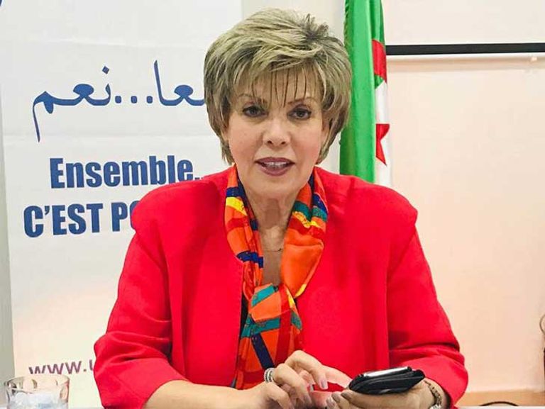 السياسية الجزائرية زبيدة عسول - أرشيفية السياسية الجزائرية المعارضة زبيدة عسول - أرشيفية