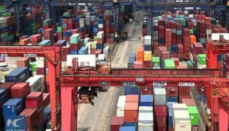 التجارة العالمية تتأثر بأزمة قناة السويس 