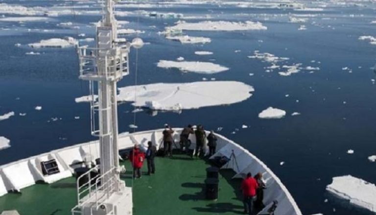 روسيا تطرح ممر  القطب الشمالي بديلا لقناة السويس