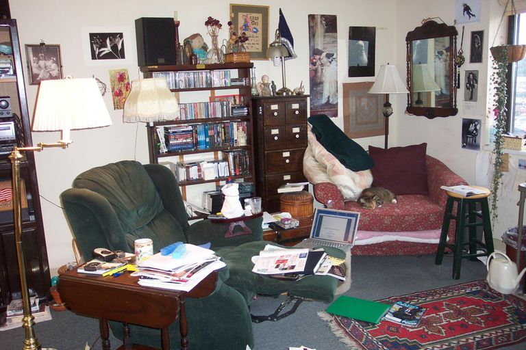 6 أمور تتسبب في الإصابة التوتر والضغط في غرفة المعيشة