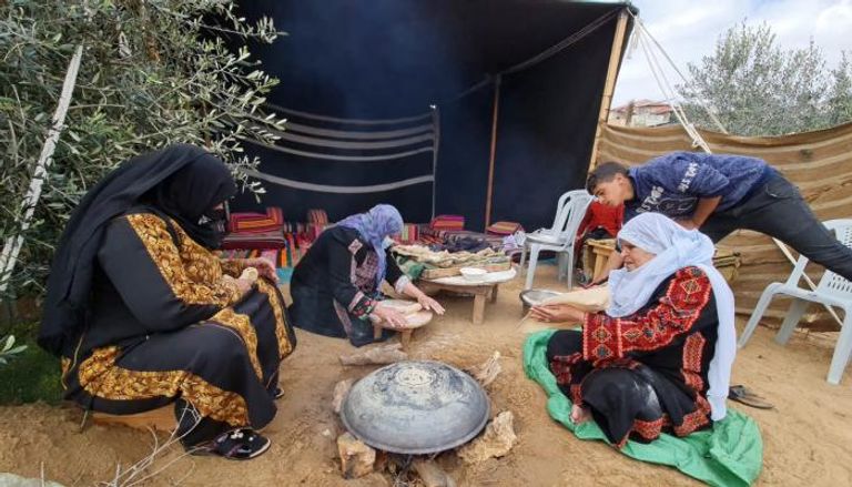 أجواء تراثية في فعالية إحياء يوم الأرض بغزة