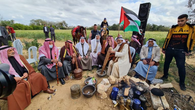 أجواء تراثية في فعالية إحياء يوم الأرض بغزة