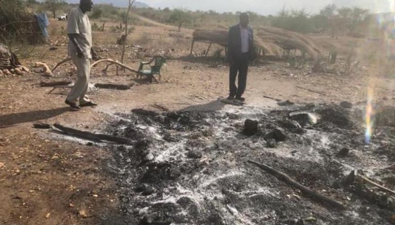 آثار حريق في معسكر للمعارضة بدولة جنوب السودان- أرشيفية