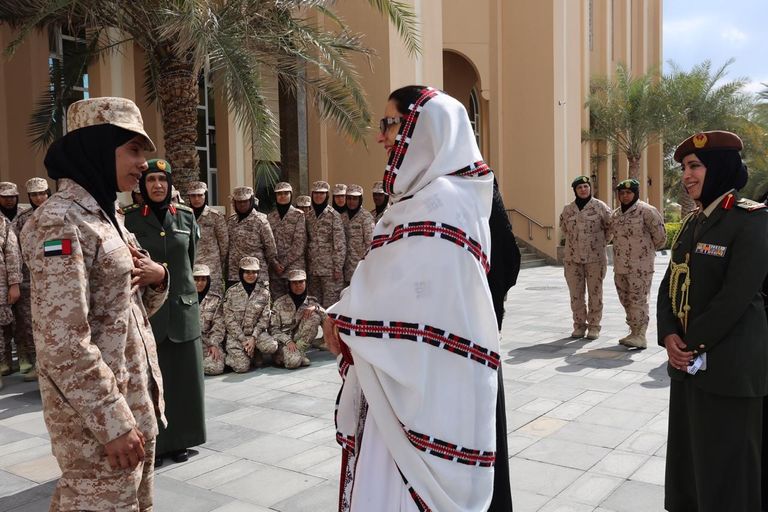 شعار الشيخة فاطمة بنت مبارك