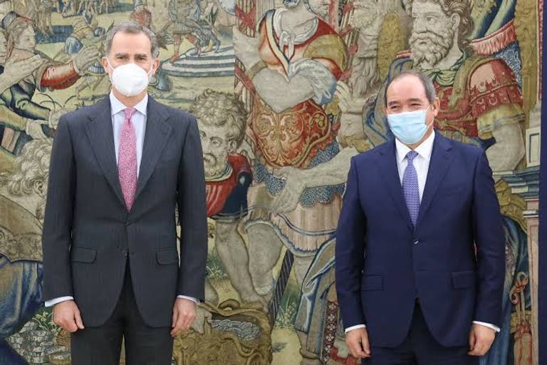 جانب من اسقبال ملك إسبانيا لوزير الخارجية الجزائري