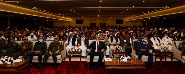 المجلس الرئاسي الليبي مع أعضاء من لجنة الحوار