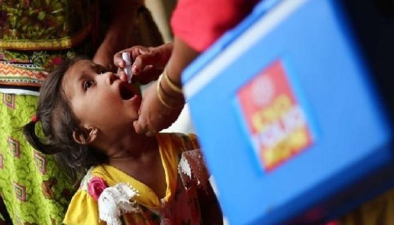 جانب من حملة تطعيم سابقة ضد شلل الأطفال في أفغانستان 