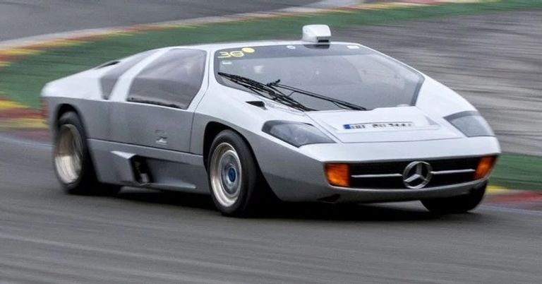 طراز Isdera Imperator 108i بي إم دبليو M1