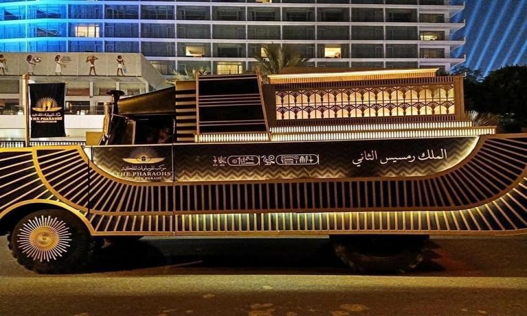 من بروفات موكب المومياوات الملكية