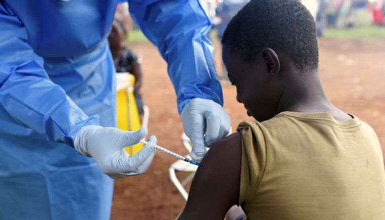 حملة تطعيم للحد من انتشار إيبولا في غينيا- أرشيفية 