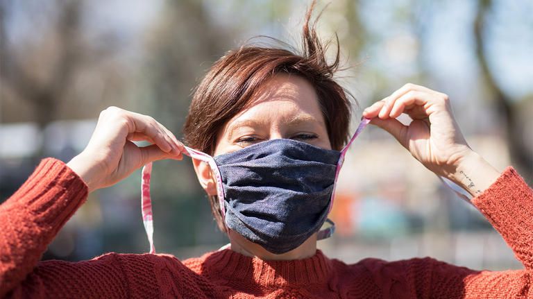 الكمامة يمكن أن تحمي بنسبة 96% من الإصابة بعدوى كورونا