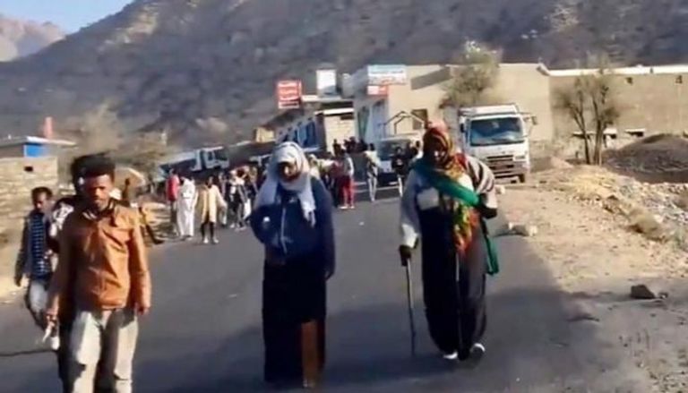 جانب من عمليات ترحيل الأفارقة على يد مليشيا الحوثي