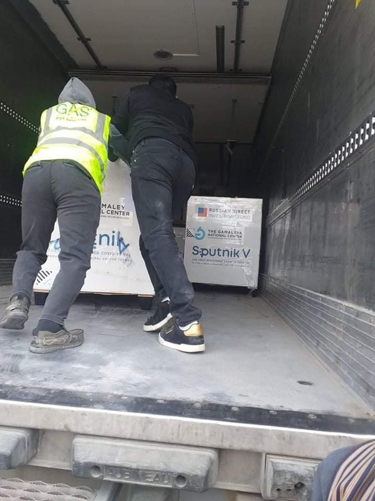 ليبيا تستقبل أولى شحنات لقاح كورونا