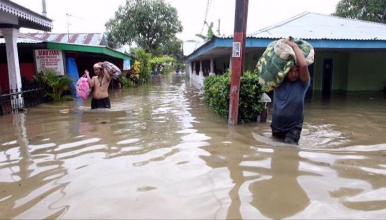 صورة من فيضانات إندونيسيا وتيمور الشرقية