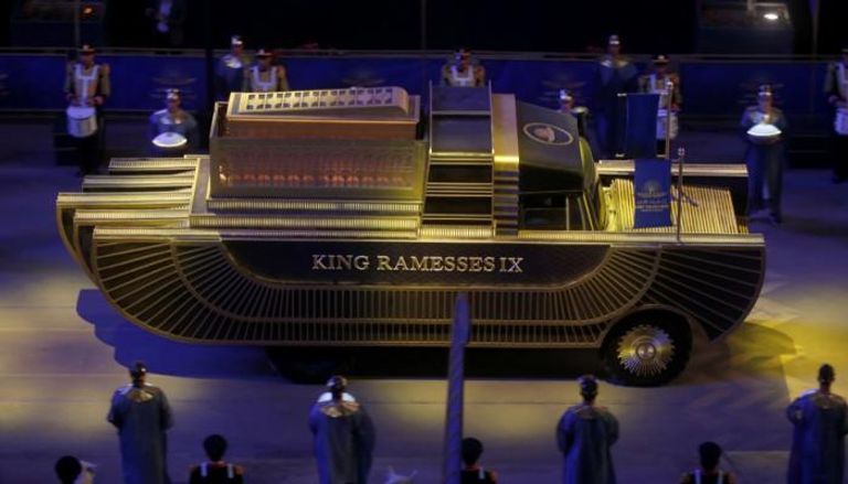 عربة من عربات الموكب الملكي للمومياوات المصرية