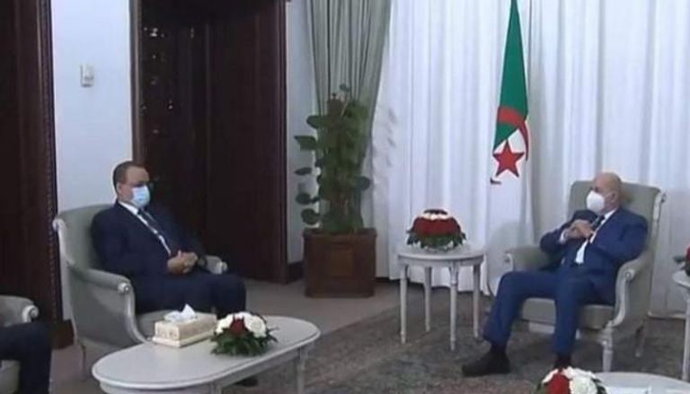 جانب من استقبال الرئيس الجزائري لوزير الخارجية الموريتاني