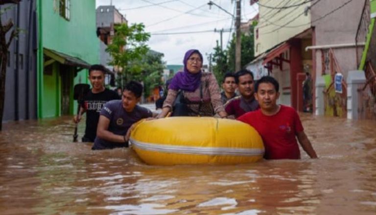 فيضانات تجتاح إندونيسيا