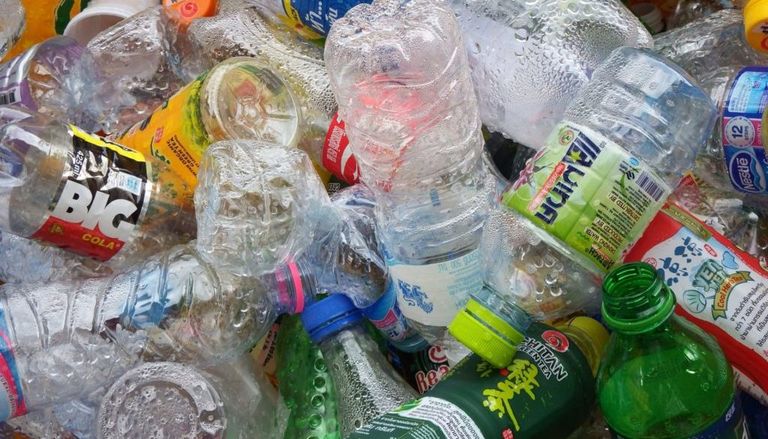  الباحثون صنعوا مادة تشبه البولي يوريثين من زيت السمك