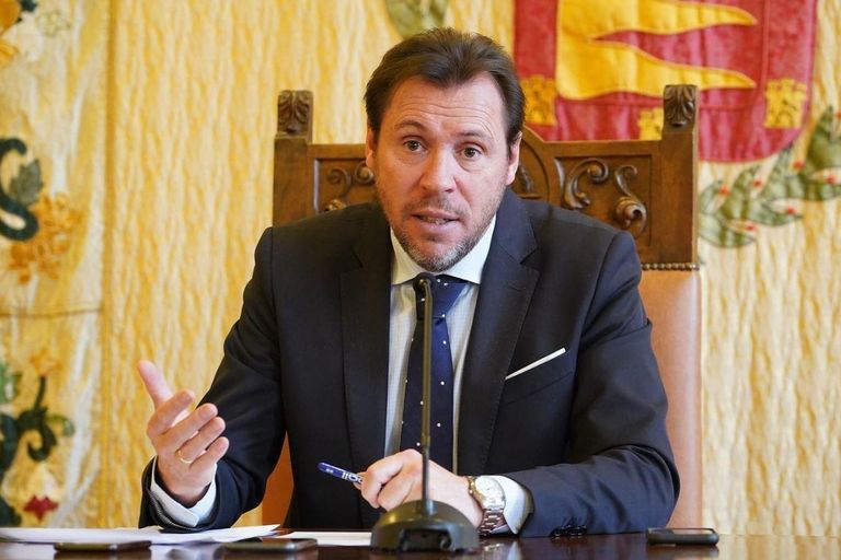 أوسكار بوينتي، عمدة مدينة "بلد الوليد" الإسبانية برشلونة وبلد الوليد