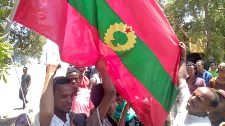 جانب من اعتصام المهاجرين الأفارقة في عدن