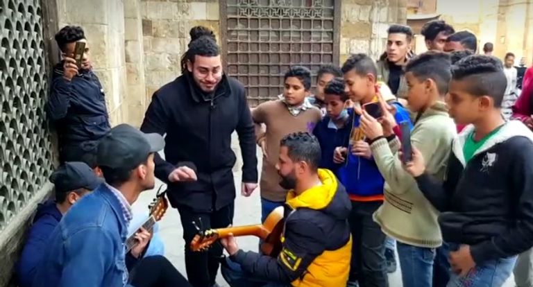 زياد إبراهيم.. فنان الأكابيلا زياد إبراهيم