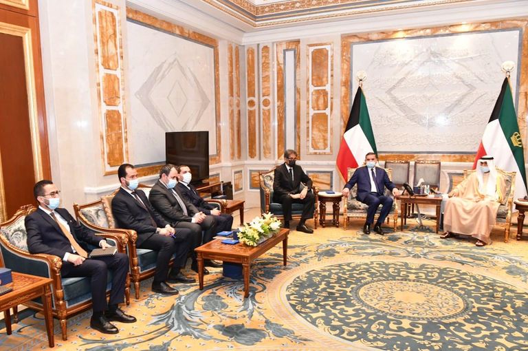 أمير الكويت ورئيس الحكومة الليبية الجديدة