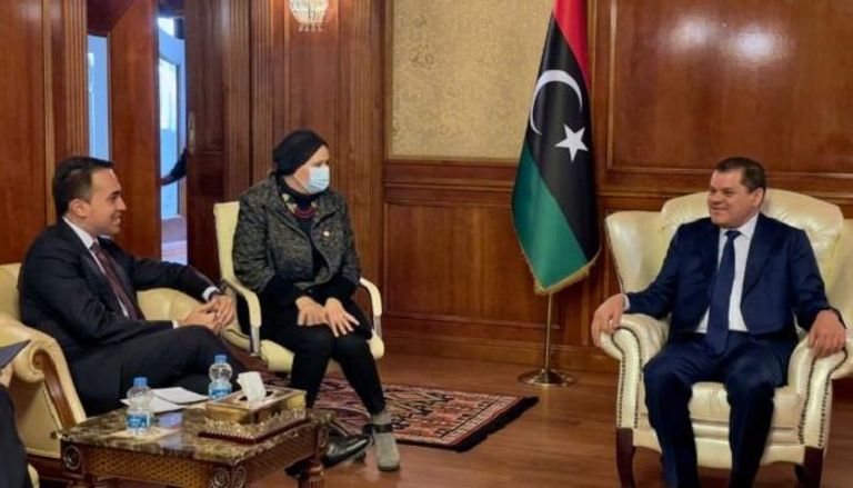 جانب من لقاء سابق بين رئيس الحكومة الليبية ووزير الخارجية الإيطالية. (أرشيفية)