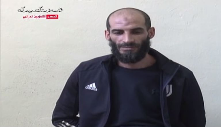 أحد الإرهابيين الموقوفين عملية عسكرية للجيش الجزائري بمرتفعات تيبازة - أرشيفية