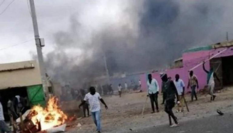 جانب من أحداث العنف في مدينة الجنينة غرب دارفور