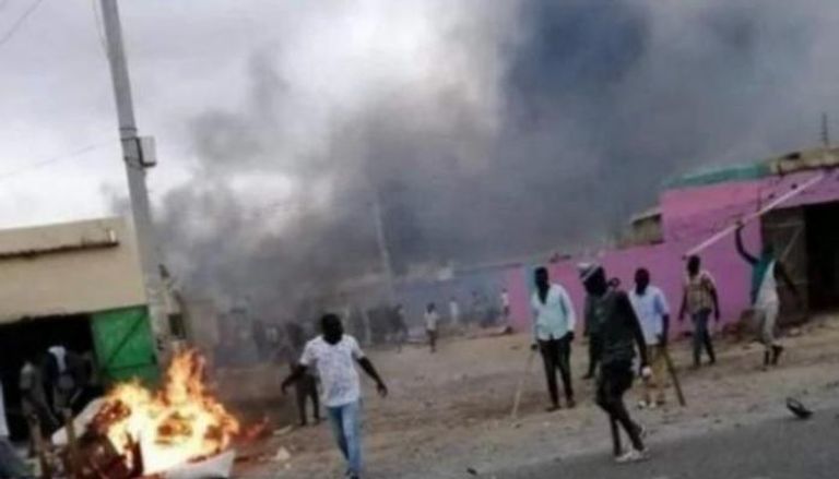 جانب من أحداث العنف في مدينة الجنينة غرب دارفور