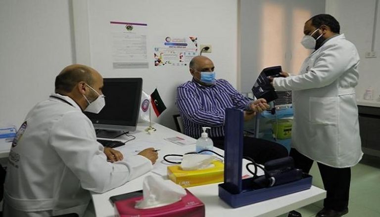 أطقم طبية في أحد المستشفيات الليبية- أرشيفية