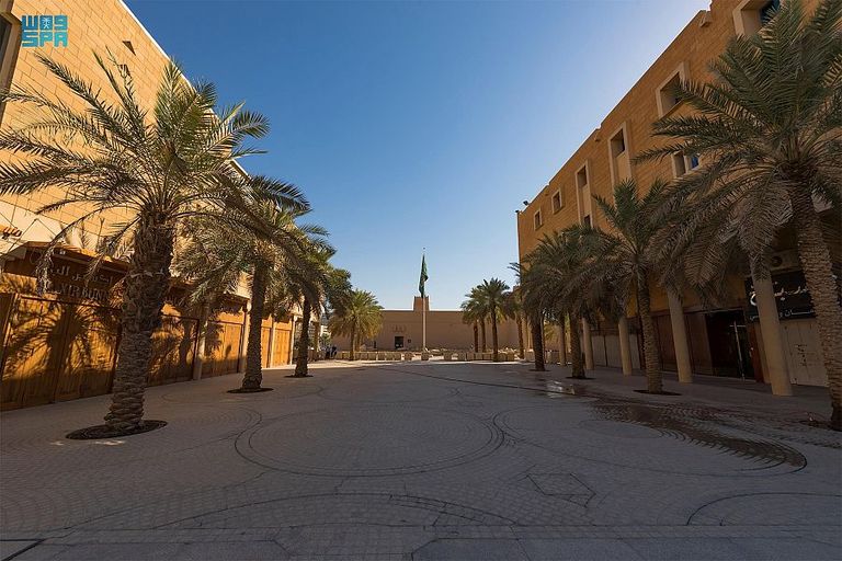 موائد رمضان في الرياض عامرة بالأكلات الشعبية