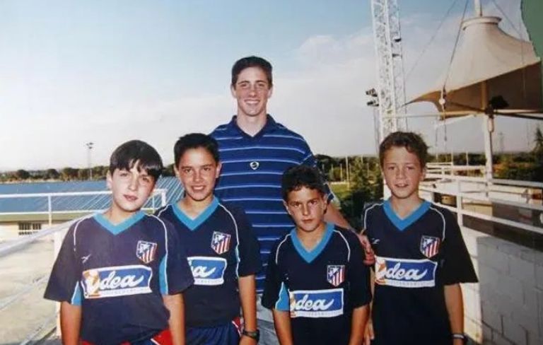 كيليان مبابي طفلا مع كريستيانو رونالدو