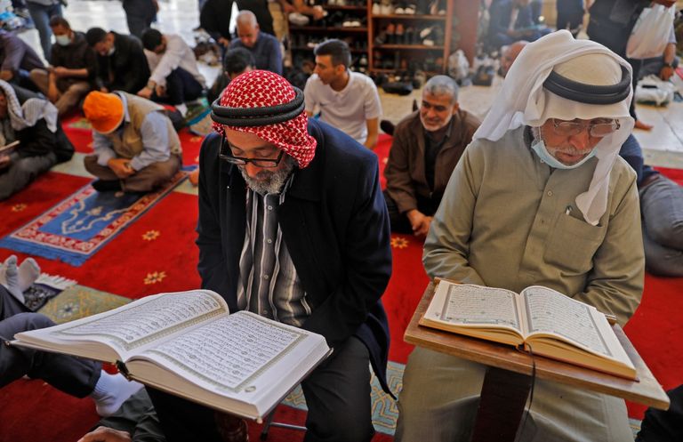 صلاة حاشدة بالمسجد الأقصى