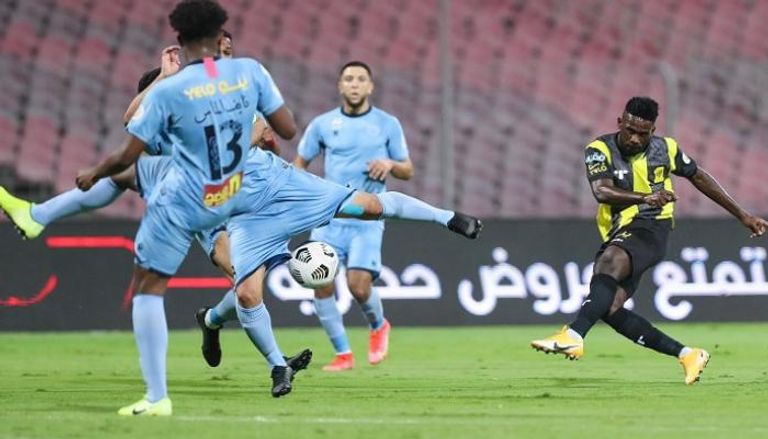 الاتحاد ضد الباطن في الدوري السعودي