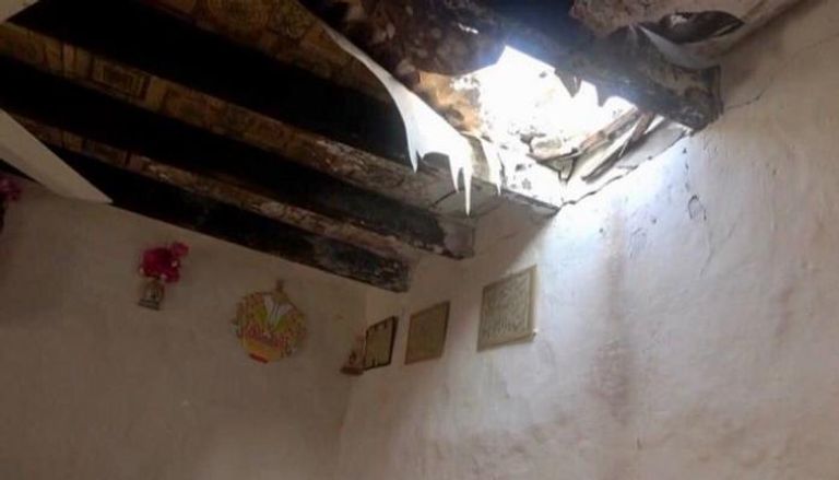قذائف مليشيا الحوثي على منازل المدنيين