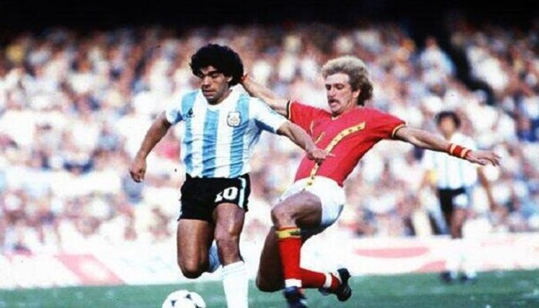 مارادونا في كأس العالم 1982 أمام بلجيكا
