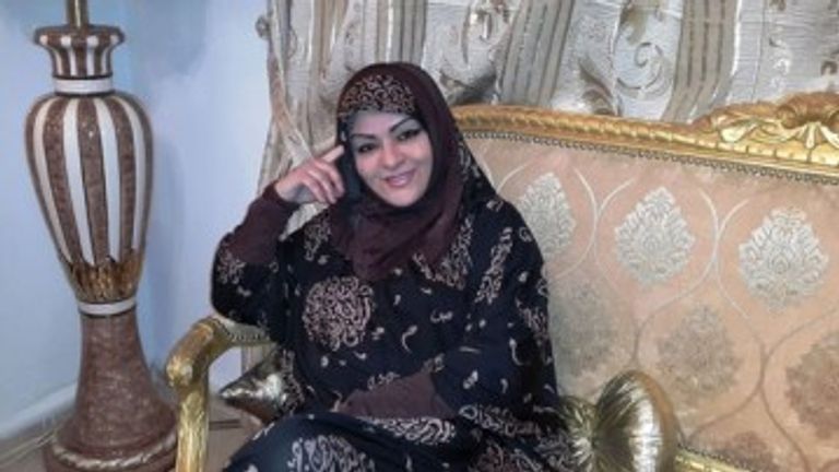 الفنانة الجزائرية الراحلة نعيمة عبابسة - أرشيفية الفنانة الجزائرية الراحلة نعيمة عبابسة - أرشيفية